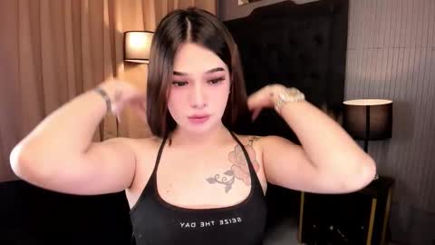 Valeria online show from 10-19-25, 03:01