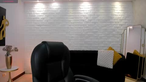 Valeria online show from 11-02-25, 11:51