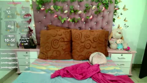 Snapshot of valeriatsx chatting on 01-29-25, 11:04 La valerie26 online show from 01-29-25, 11:04