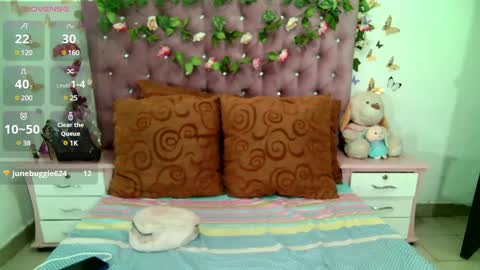 Snapshot of valeriatsx chatting on 01-30-25, 02:06 La valerie26 online show from 01-30-25, 02:06