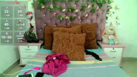 Snapshot of valeriatsx chatting on 02-02-25, 08:02 La valerie26 online show from 02-02-25, 08:02