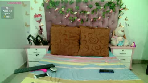 Snapshot of valeriatsx chatting on 03-11-25, 12:44 La valerie26 online show from 03-11-25, 12:44