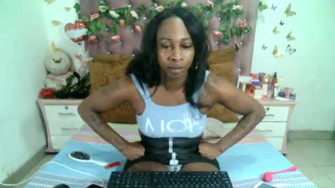 Snapshot of valeriatsx chatting on 09-26-25, 04:33 La valerie26 online show from 09-26-25, 04:33