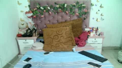 Snapshot of valeriatsx chatting on 09-27-25, 04:39 La valerie26 online show from 09-27-25, 04:39