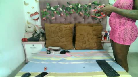 Snapshot of valeriatsx chatting on 10-16-25, 02:34 La valerie26 online show from 10-16-25, 02:34