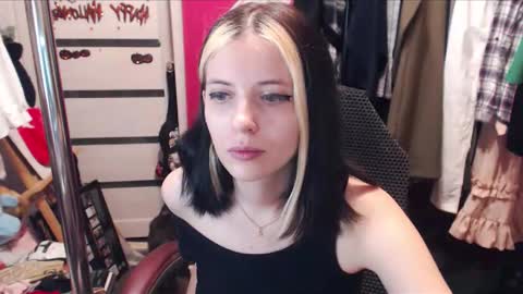 Snapshot of valeriaxkiss chatting on 03-11-25, 06:30 ValeriaXKiss online show from 03-11-25, 06:30