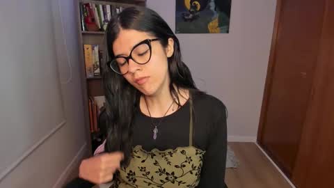 Val  online show from 12-19-25, 03:02