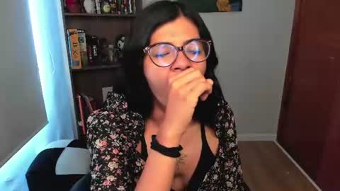 Snapshot of valerie__sky chatting on 07-07-26, 12:42 Val online show from 07-07-26, 12:42