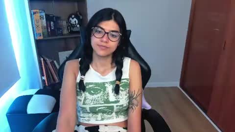 Snapshot of valerie__sky chatting on 07-16-26, 02:56 Val online show from 07-16-26, 02:56