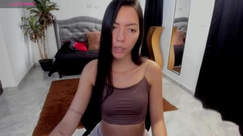 Valerie fox online show from 02-25-26, 04:16