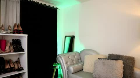 Valerie Style3 online show from 10-09-25, 04:54