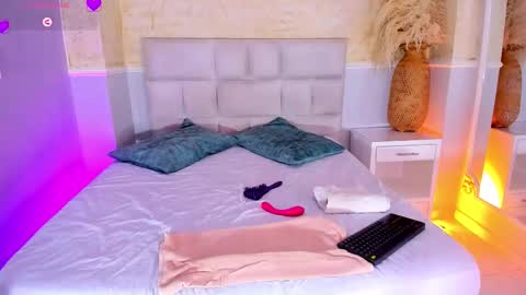 Snapshot of valeriekhaleesi chatting on 02-16-26, 10:06 valeriekhaleesi online show from 02-16-26, 10:06