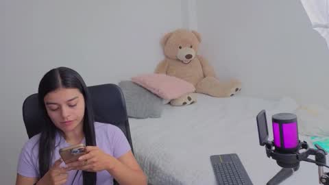 Juli C online show from 02-05-26, 12:48