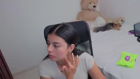 Juli C online show from 03-12-26, 01:01