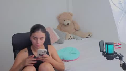 Juli C online show from 04-01-26, 02:12