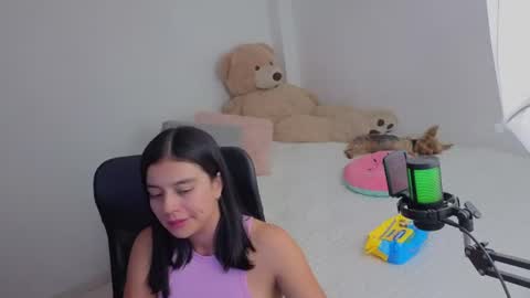 Snapshot of valerihouse_ chatting on 07-11-26, 01:41 valerihouse_ online show from 07-11-26, 01:41