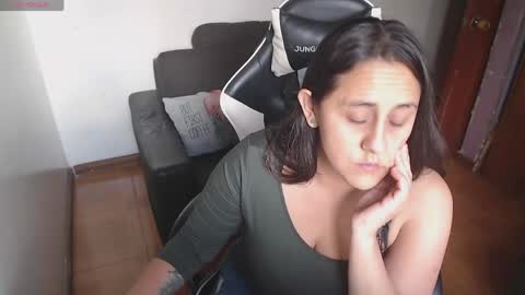Snapshot of valerimayerss chatting on 05-03-26, 06:47 ValeriaMayerss online show from 05-03-26, 06:47