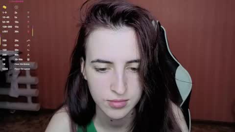 Snapshot of valeritiio chatting on 06-10-26, 05:28 valeritiio online show from 06-10-26, 05:28