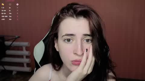 Snapshot of valeritiio chatting on 06-19-26, 07:01 valeritiio online show from 06-19-26, 07:01