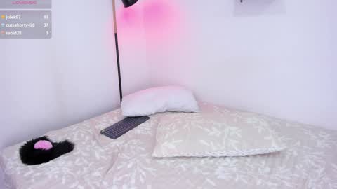 Cris  online show from 12-02-24, 07:49