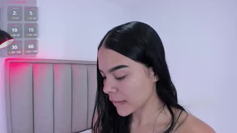 Cris  online show from 09-22-25, 01:51