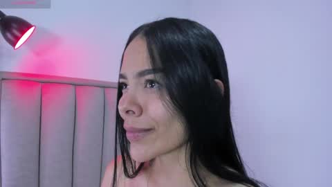 Cris  online show from 04-19-26, 01:32