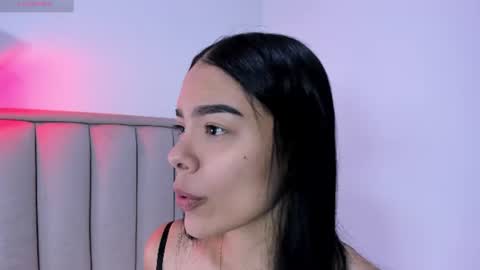 Snapshot of valery__nova chatting on 06-29-26, 01:22 Cris online show from 06-29-26, 01:22