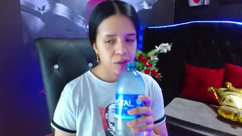 Snapshot of valery_meer_ chatting on 12-06-24, 11:44 Valeria online show from 12-06-24, 11:44