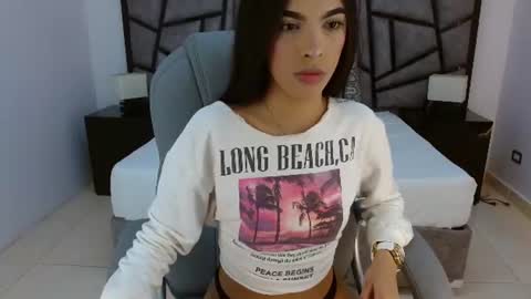 Snapshot of valery_restrepo chatting on 07-08-26, 08:46 valery_restrepo online show from 07-08-26, 08:46