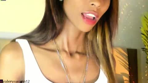 Snapshot of valery_swan1 chatting on 12-06-24, 10:30 Valery swan1 online show from 12-06-24, 10:30