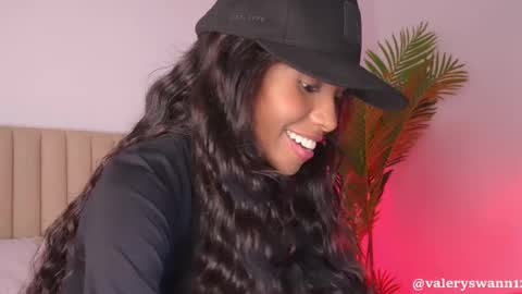 Snapshot of valery_swan1 chatting on 09-27-25, 04:39 Valery swan1 online show from 09-27-25, 04:39