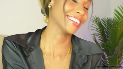 Snapshot of valery_swan1 chatting on 11-11-25, 03:39 Valery swan1 online show from 11-11-25, 03:39