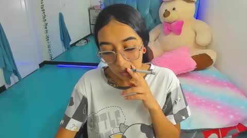 Snapshot of valery_taylor_1 chatting on 04-14-26, 02:28 valery online show from 04-14-26, 02:28