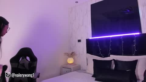 Val online show from 09-11-25, 11:54