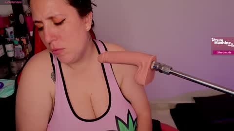 Snapshot of valeryadams_1 chatting on 05-02-26, 03:00 valery adams online show from 05-02-26, 03:00