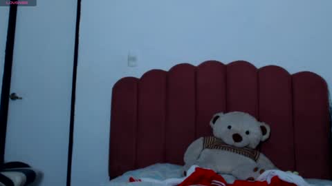 B V Naughty online show from 01-14-25, 12:33