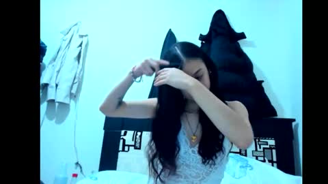 Snapshot of valerybaker1 chatting on 11-12-25, 07:35 B V Naughty online show from 11-12-25, 07:35