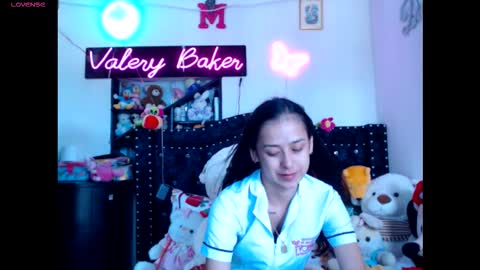 Snapshot of valerybaker1 chatting on 11-26-25, 08:32 B V Naughty online show from 11-26-25, 08:32
