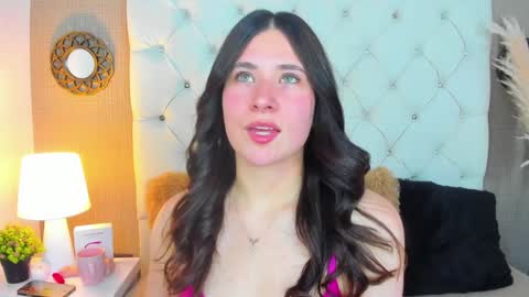 Snapshot of valeryfoxt chatting on 02-05-25, 05:09 valery online show from 02-05-25, 05:09