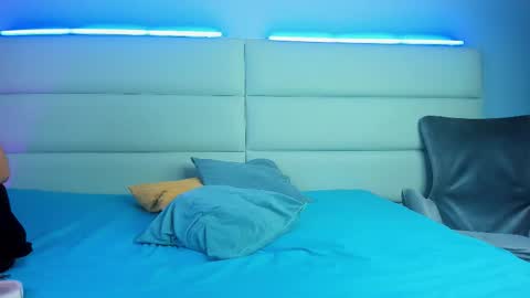 Valery Jackzon online show from 12-23-25, 03:04