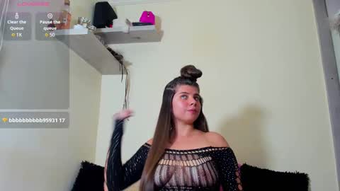 Valery online show from 10-21-25, 01:39