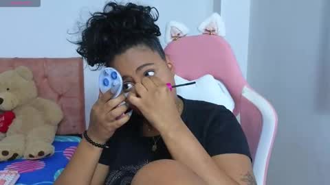 valerylovexxx online show from 10-28-25, 09:39