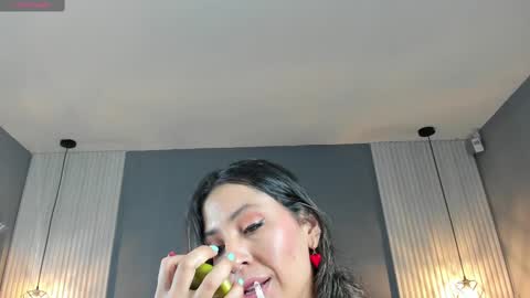 Snapshot of valerynova chatting on 03-06-25, 11:03 Carla online show from 03-06-25, 11:03