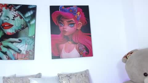 Valery Rivas online show from 03-02-25, 01:05