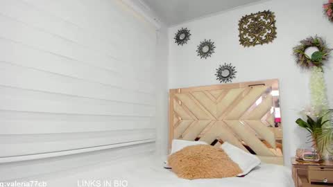 Snapshot of valeryrossee chatting on 01-05-25, 02:52 VALERIA online show from 01-05-25, 02:52