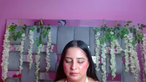 Snapshot of valerysexx_ chatting on 12-04-24, 09:51 vale online show from 12-04-24, 09:51