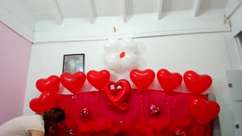 Valesskahall online show from 02-13-25, 03:14