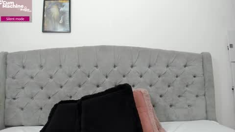 Valesskahall online show from 10-24-25, 01:40