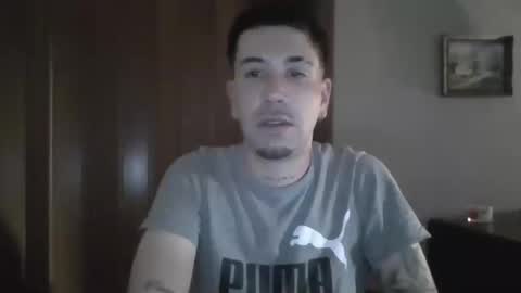 Snapshot of valizero chatting on 11-18-25, 08:52 valizero online show from 11-18-25, 08:52