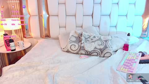 Valkiria moore  online show from 01-23-25, 12:35